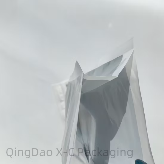 Großhandel mit kundenspezifischer Verpackung, bedrucktem Logo, selbstdichtendem Hemd, Reißverschluss, durchsichtigem Kunststoff-Reißverschluss, mattierte Bekleidungstaschen